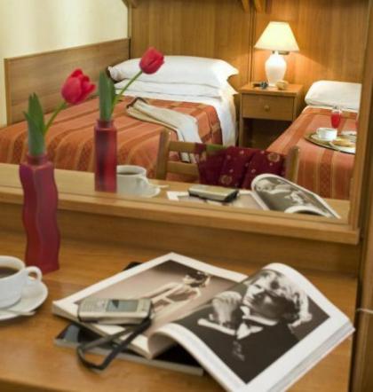 Hotel Altavilla - image 8