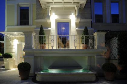Hotel Villa Duse - image 3
