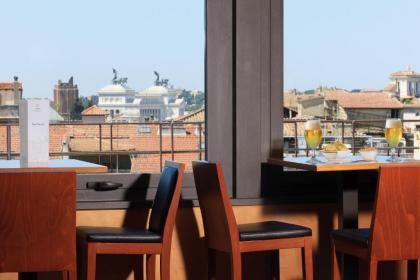 Artemide Hotel - image 8