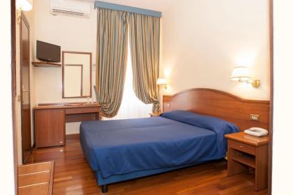 Hotel Medici - image 9