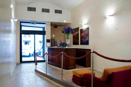 Hotel Columbia - image 15