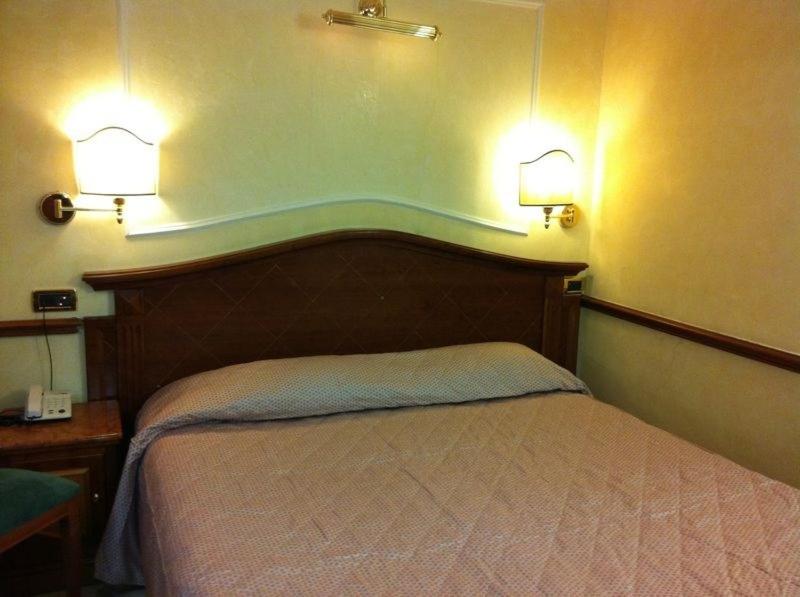 Hotel Hiberia - image 4