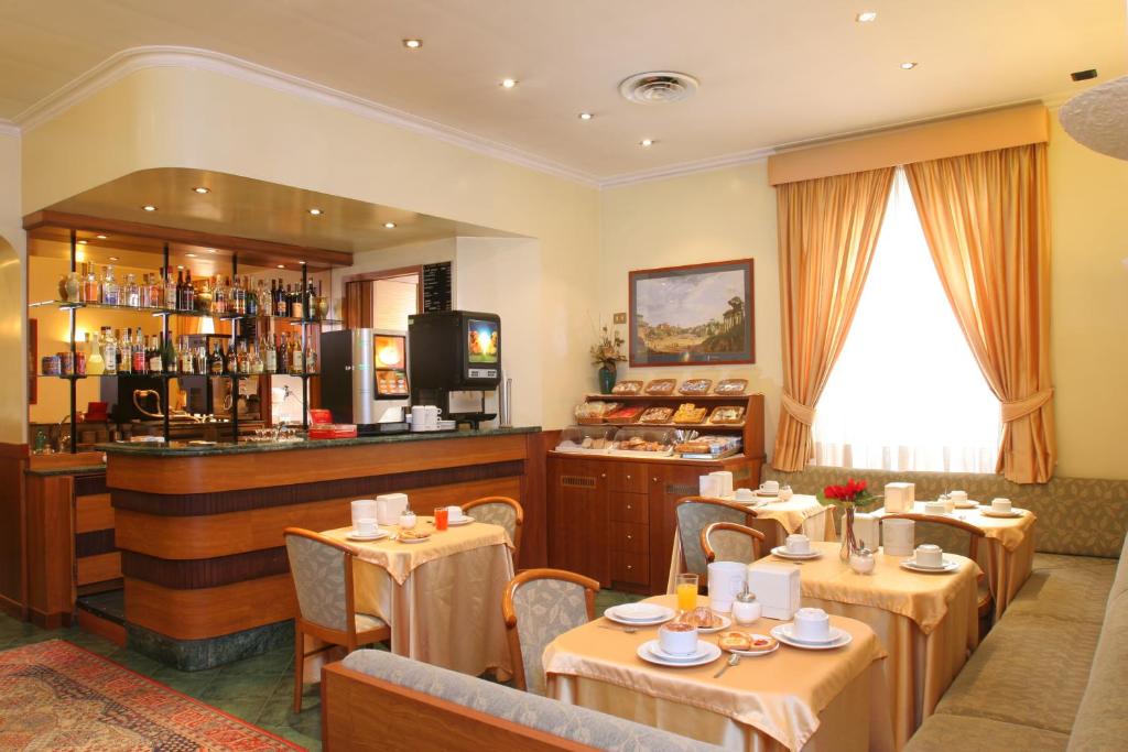Hotel Argentina - image 5