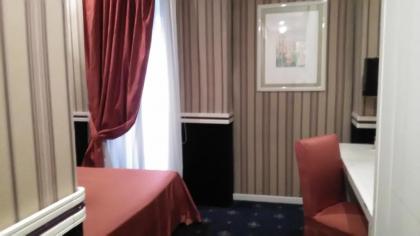 Atlante Star Hotel - image 12