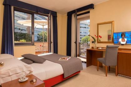 Best Western Blu Hotel Roma - image 14