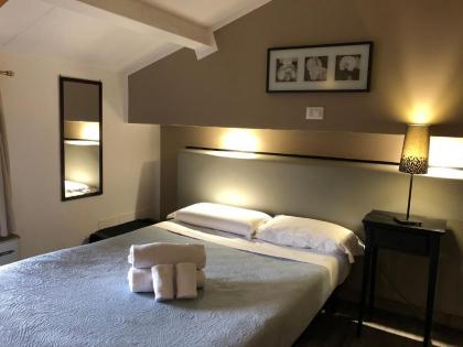 Hotel Casale dei Massimi - image 1