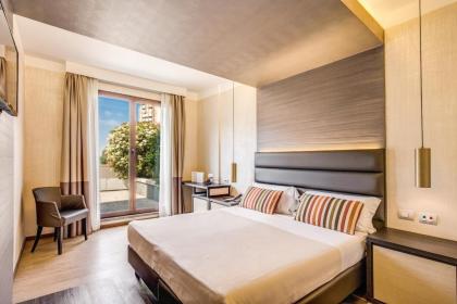 Warmthotel - image 1