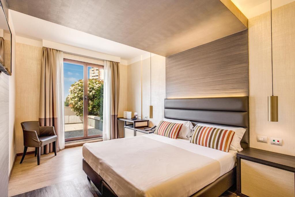 Warmthotel - main image