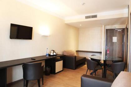 Warmthotel - image 15