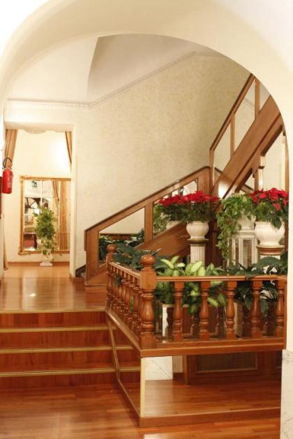 Hotel Pace Helvezia - image 4