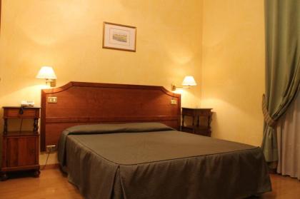 Hotel Fiori - image 14