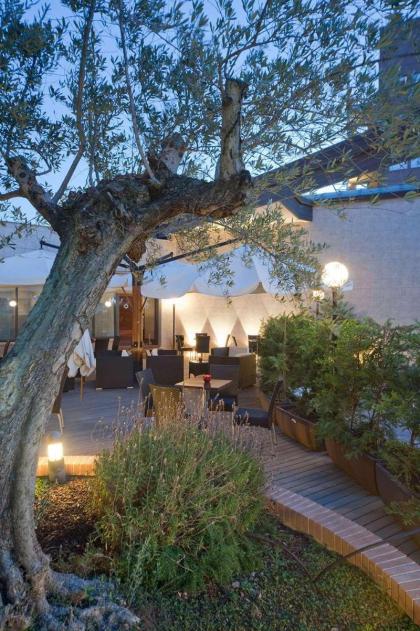Hotel Roma Aurelia Antica - image 7