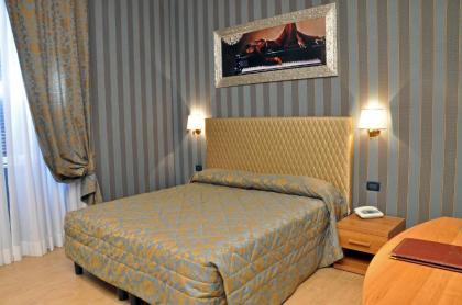 Hotel Lirico - image 14