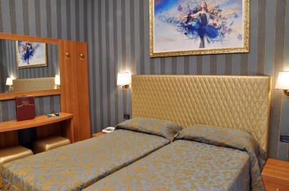 Hotel Lirico - image 15