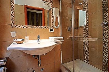 Hotel Lirico - image 2