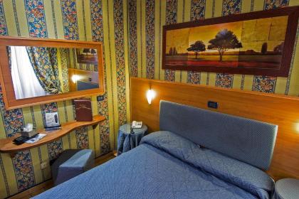 Hotel Lirico - image 3
