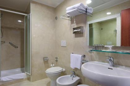 Grand Hotel Tiberio - image 16