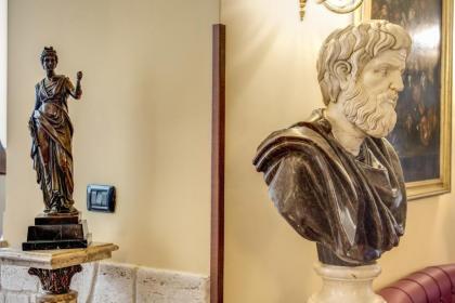 Aurelius Art Gallery Hotel - image 19