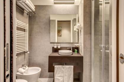 Hotel Trevi - image 13