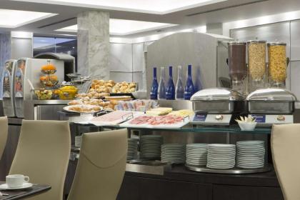 Best Western Plus Hotel Universo - image 11