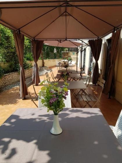 Hotel Villa Rosa - image 2