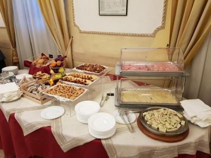 Hotel Villa Rosa - image 5