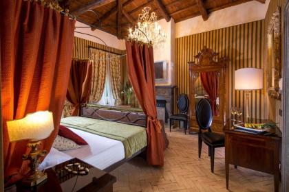 The Inn At The Roman Forum - image 2