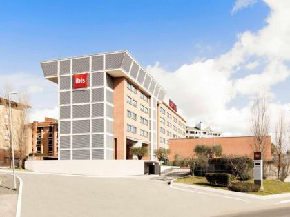 Ibis Roma Fiera - image 1