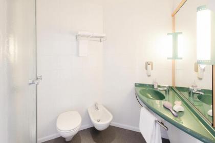 Ibis Roma Fiera - image 12