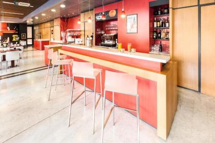 Ibis Roma Fiera - image 17
