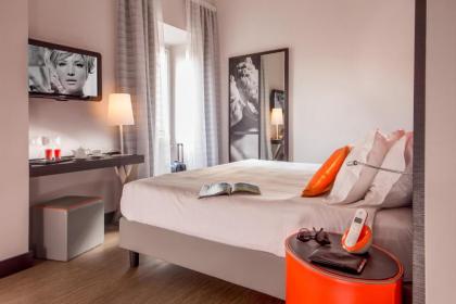 Cosmopolita Hotel Rome Tapestry Collection by Hilton - image 13