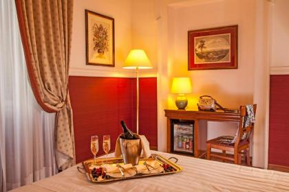 Cosmopolita Hotel Rome Tapestry Collection by Hilton - image 19