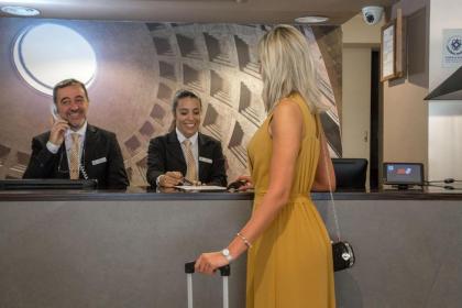 Cosmopolita Hotel Rome Tapestry Collection by Hilton - image 4