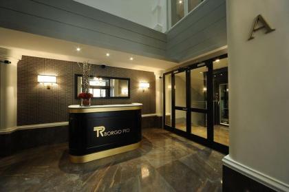 Trianon Borgo Pio Aparthotel - image 10