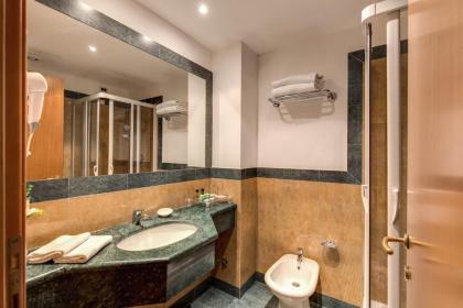 Impero Hotel - image 18