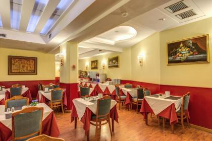 Impero Hotel - image 9