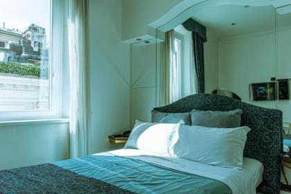 Hotel Canova - image 10