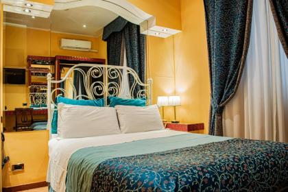 Hotel Canova - image 12