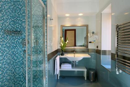 Hotel Serena - image 7