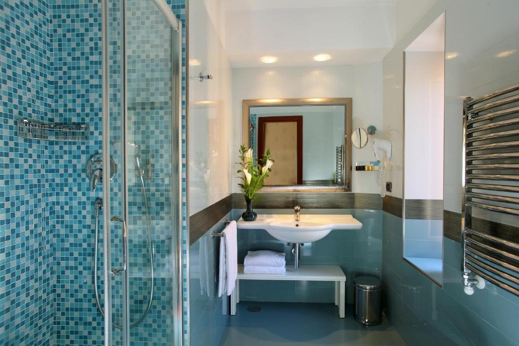 Hotel Serena - image 7