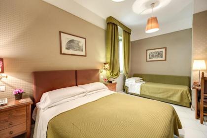 Hotel St. Moritz - image 16