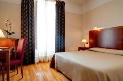 Genova Hotel - image 2