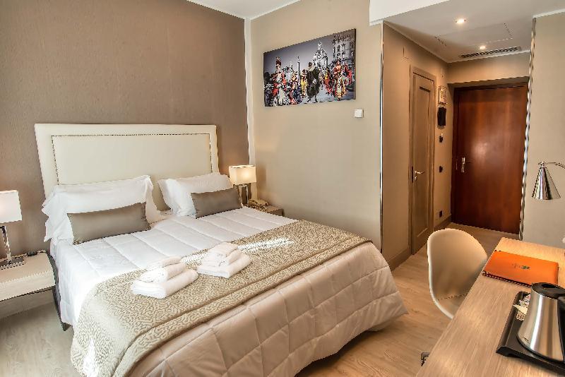 Genova Hotel - image 4