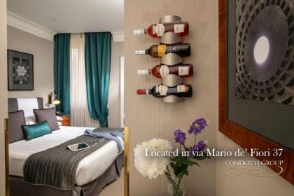 Hotel Condotti - image 17