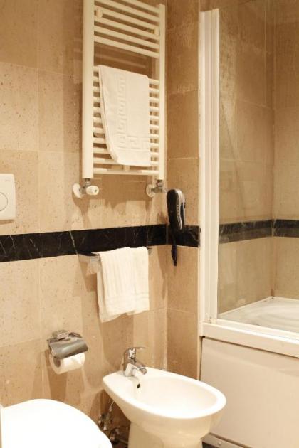 Boutique Hotel Trevi - image 20