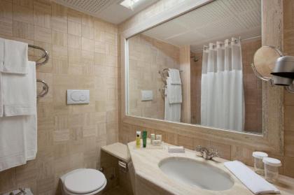 Hilton Rome Airport - image 16