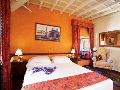Pantheon Inn - image 20