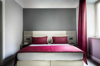 Hotel Varese - image 13