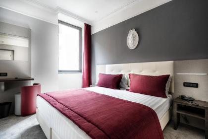 Hotel Varese - image 20