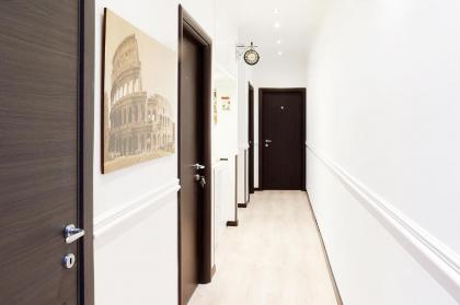 Roman Residence - image 13